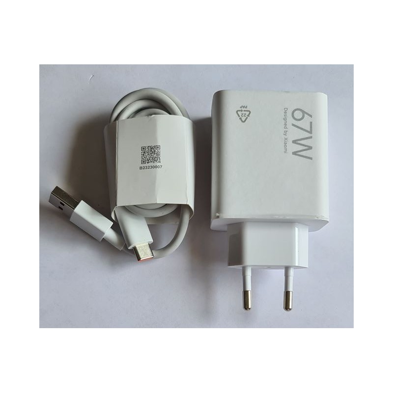 Incarcator Fast Charger Xiaomi, 67W, 6.2A, cu cablu tip C
