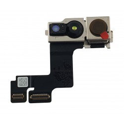 Selfie camera iPhone 15 Plus