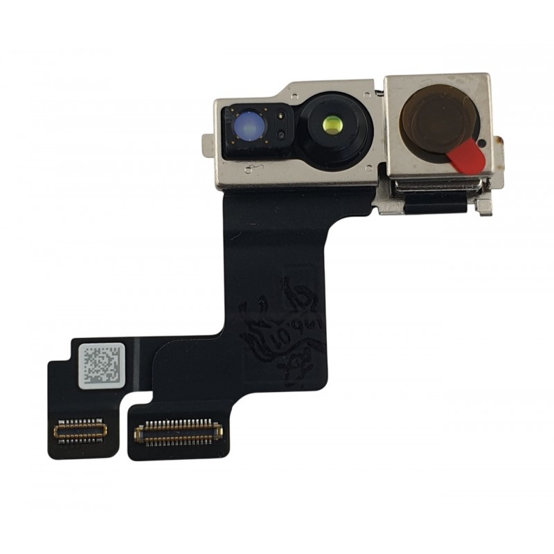 Selfie camera iPhone 15 Plus