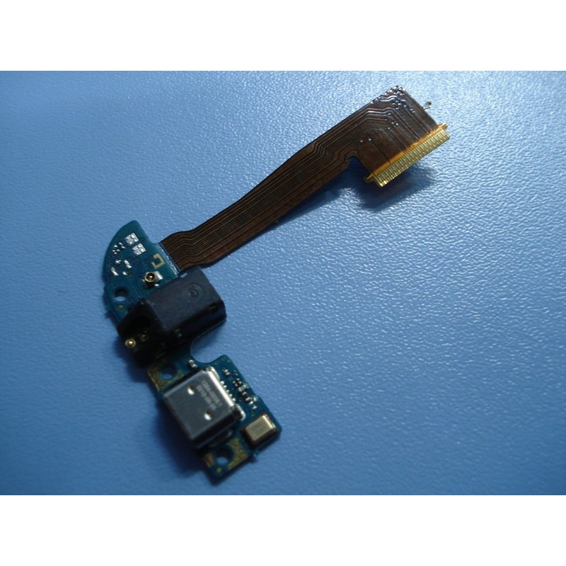 Flex incarcare HTC One M8 ansamblu cu mufa