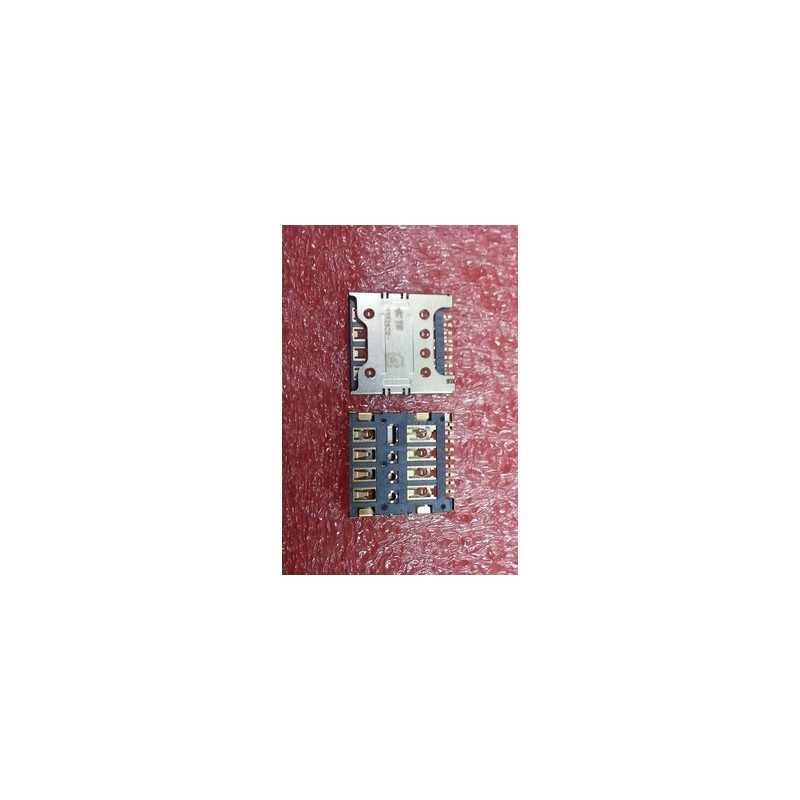 Cititor SIM universal